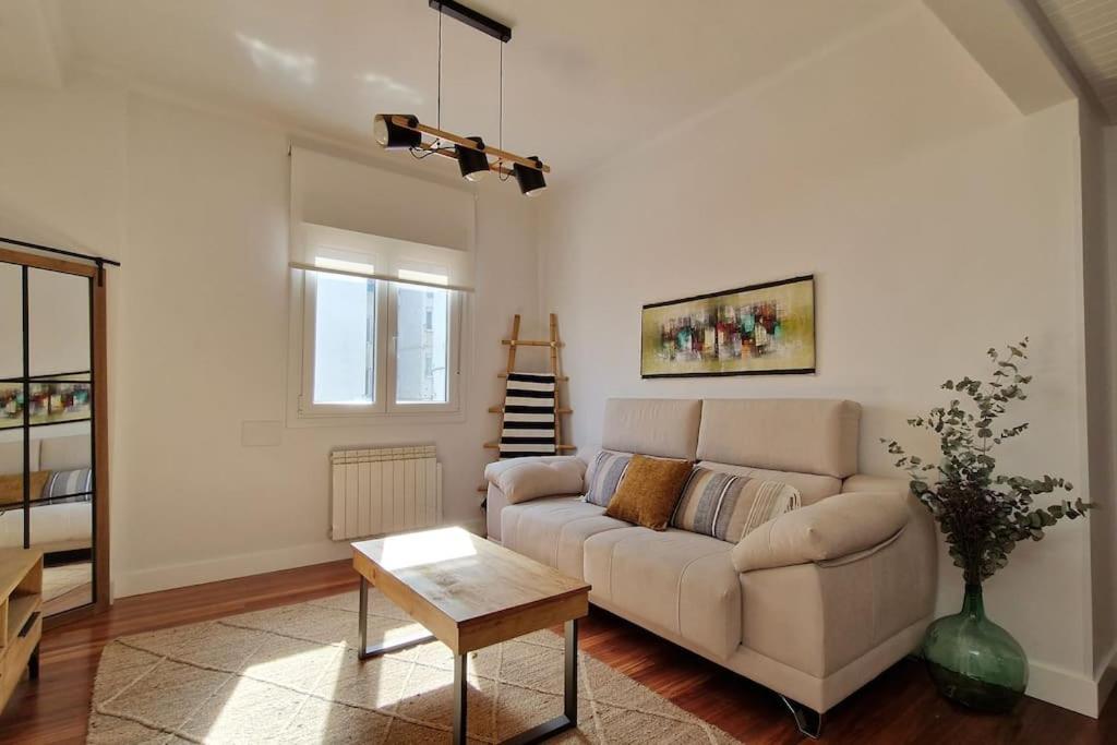 Cozy Apartment In The City Center By Aloha Bilbao Bilbau Exterior foto